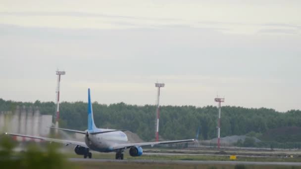 Novosibirsk Russian Federation July 2022 Boeing 737 Pobeda Airlines Acceleration — Stockvideo