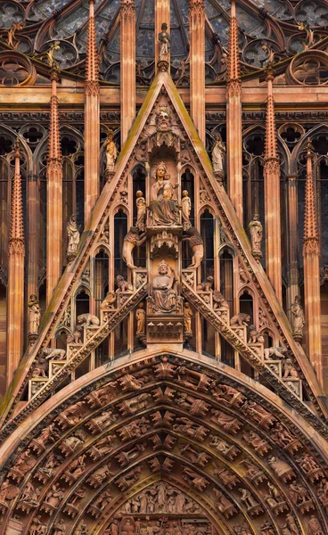 Katedrális, a notre-dame: strasbourg, Franciaország — Stock Fotó