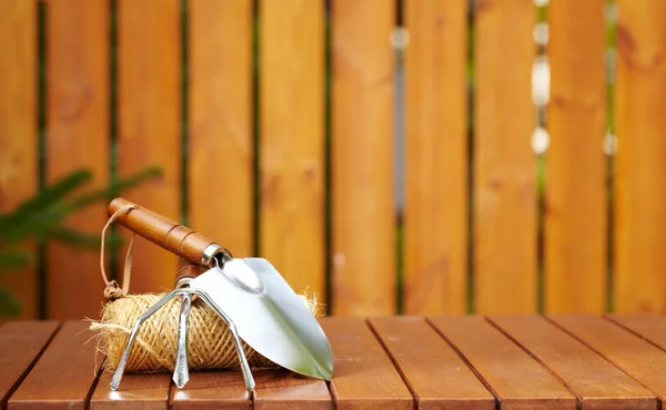 Autumn garden tools background — Stock Photo, Image