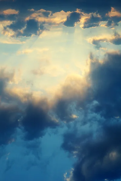 Cumulus clouds on sunset sky background — Stock Photo, Image