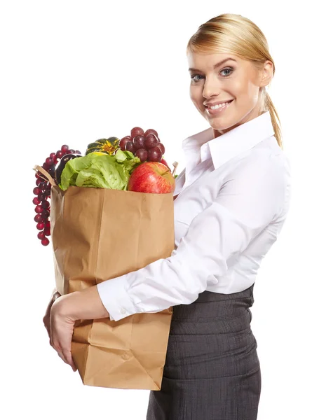 Portrait de femme d'affaires heureuse tenant un sac plein de — Photo