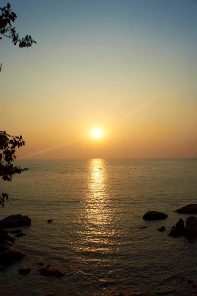 Zachód słońca na plaży goa, Indie — Zdjęcie stockowe