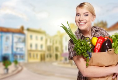 bir satın alma bir kalabalık bir orta yaşlı kadın portresi