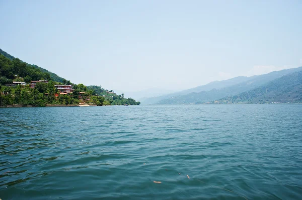 Het lake fewa, pokhara, nepal — Stockfoto