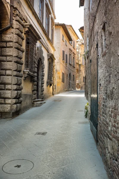 Italienische alte Straße. Toskana — Stockfoto