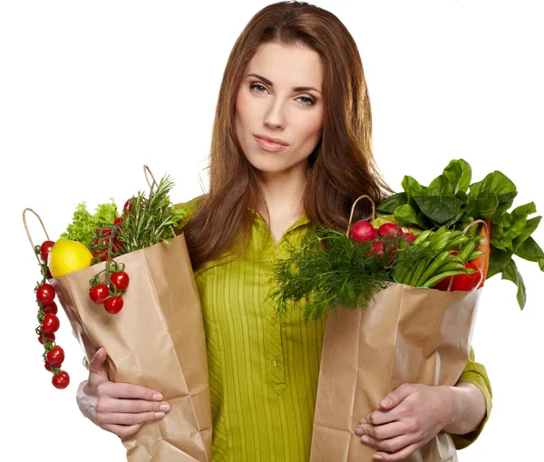 Mladá žena s nákupní taškou s potravinami — Stock fotografie