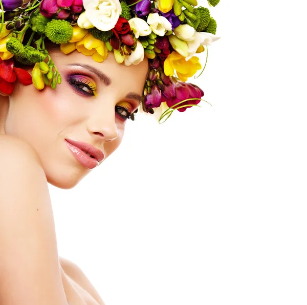 Beautiful woman with flower wreath. — Stock Photo, Image