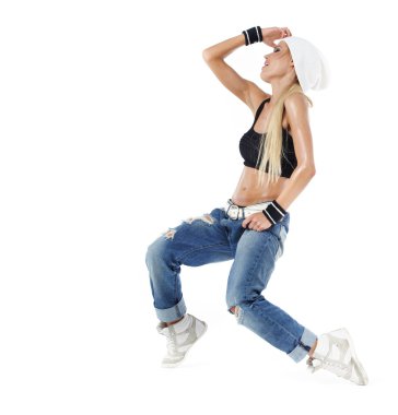 genç ve güzel dansçı stüdyoda poz