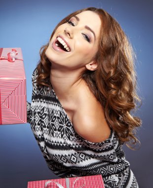 Noel hediye ile bir güzellik genç kız