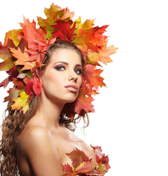 Herfst vrouw portret met creatieve make-up — Stockfoto