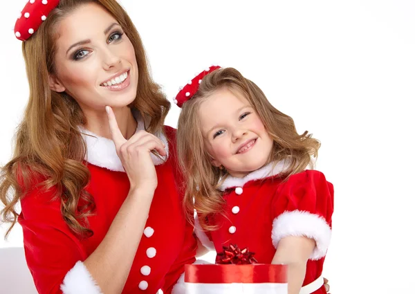 Donna e bambina con il costume da Babbo Natale — Foto Stock