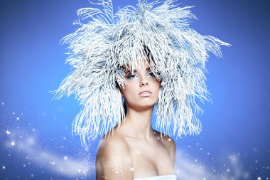 Gümüş sanatsal Makyajlı kadın.