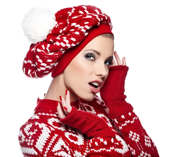 Beautiful woman in warm clothing — Stock Photo, Image