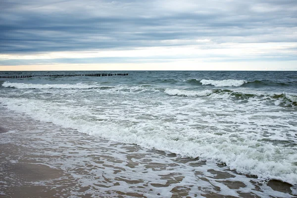 Coast of the Baltic Sea in spring — Stock Photo, Image