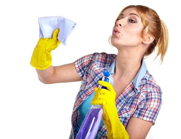 Jarní uklízečka ukazující čištění láhev s rozprašovačem. — Stock fotografie