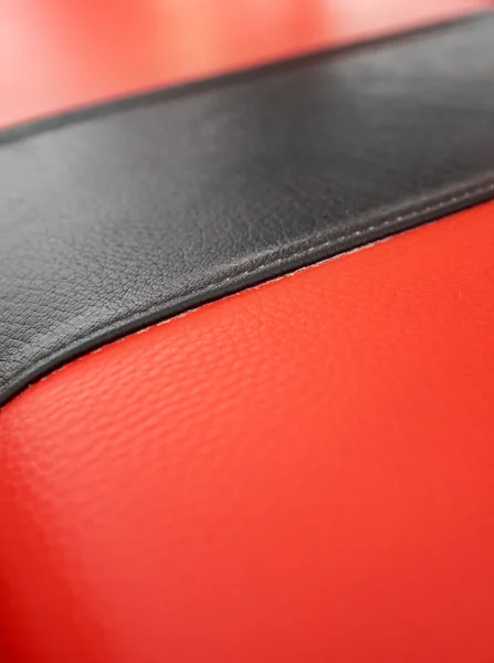 Vörös és szürke varrással bőr textúra — Stock Fotó