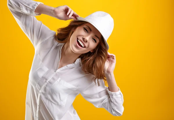 Donna con cappello a molla — Foto Stock