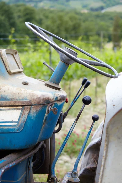 Detalhes do tractor antigo — Fotografia de Stock