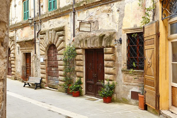 Strada del borgo medievale — Foto Stock