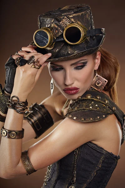 연기에 steampunk 여자 — 스톡 사진