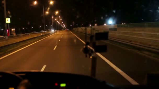 Auto guida di notte — Video Stock