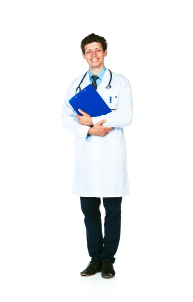 Retrato completo de un doctor sonriente sosteniendo un bloc de notas —  Fotos de Stock