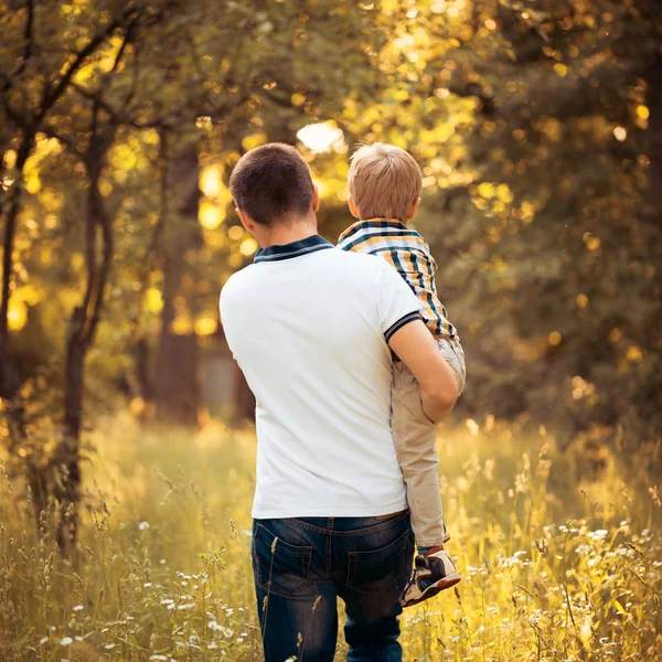 Padre e hijo —  Fotos de Stock