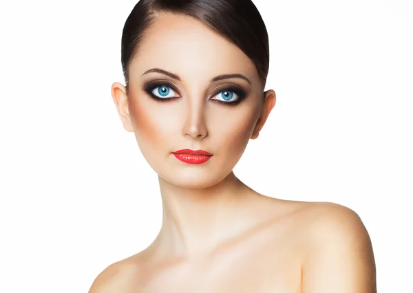 Portret pięknej kobiety z czarujący makijaż retro — Zdjęcie stockowe