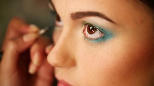 Světlé oční make-up — Stock video