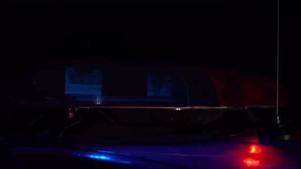 警察灯在夜间闪烁 — 图库视频影像