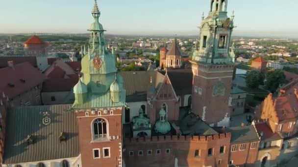 Vista Aérea Del Castillo Real Wawel Catedral Temprano Mañana Amanecer — Vídeo de stock