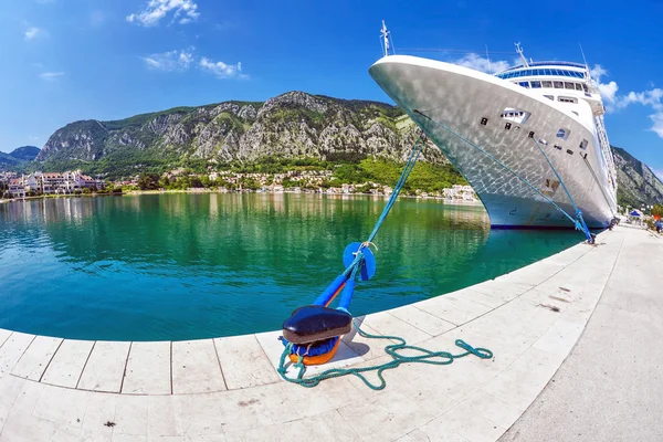 cruise gemi içinde por