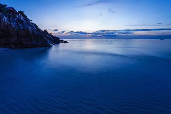 Gece tropik sahilde. Phuket. Tayland — Stok fotoğraf