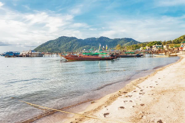 Exotic tropical beach. — Stock Photo, Image