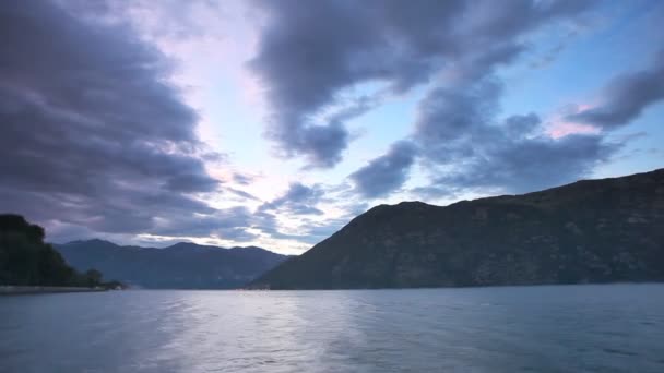 Clima sombrío en el mar — Vídeo de stock