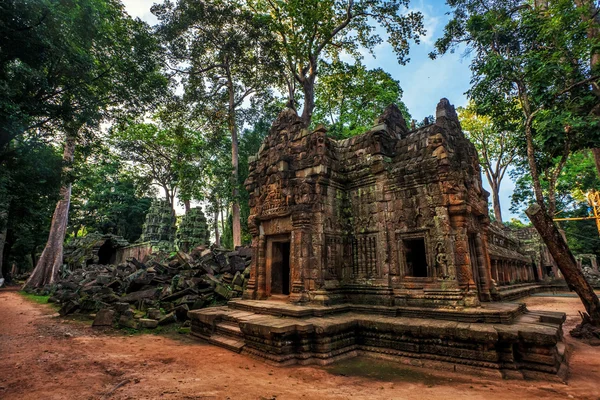 Templo de khmer budista antigo no complexo de Angkor Wat — Fotografia de Stock
