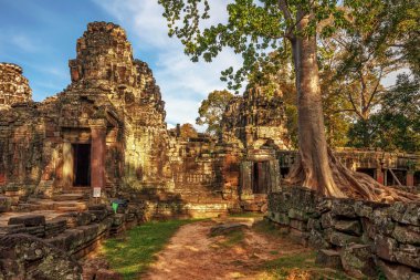 Antik khmer Budist tapınağı angkor wat kompleksi içinde