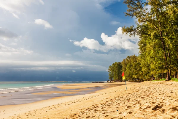 Exotisk tropisk strand. — Stockfoto