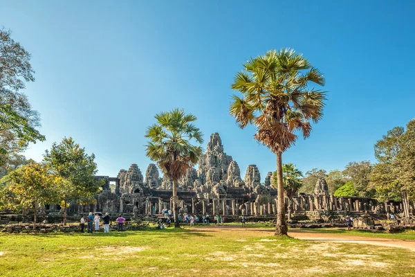 Templo Bayon en el complejo Angkor Wat —  Fotos de Stock