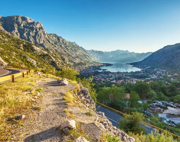 Abend in der Seestadt — Stockfoto