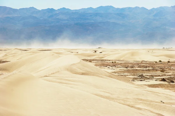 Vento no deserto do Vale da Morte — Fotografia de Stock