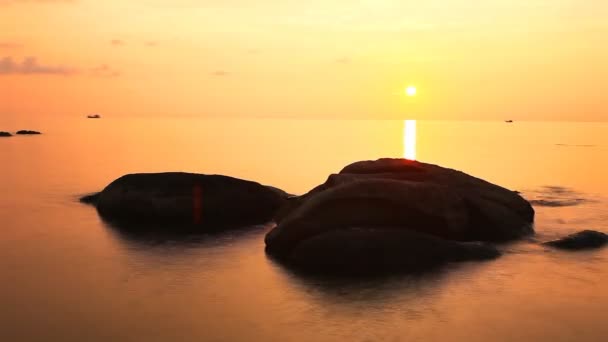 Meer schöner Sonnenuntergang — Stockvideo