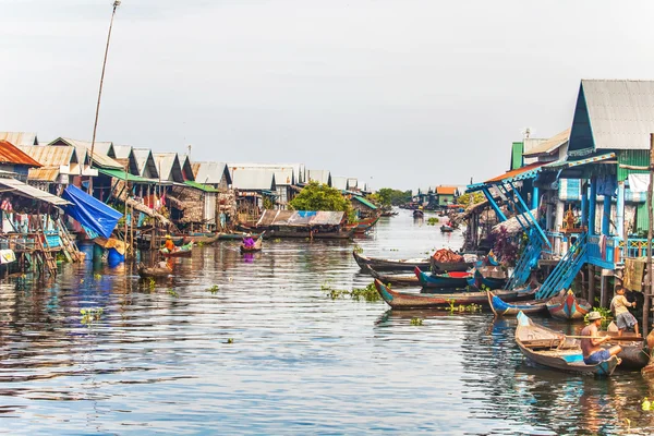 El pueblo en el agua —  Fotos de Stock