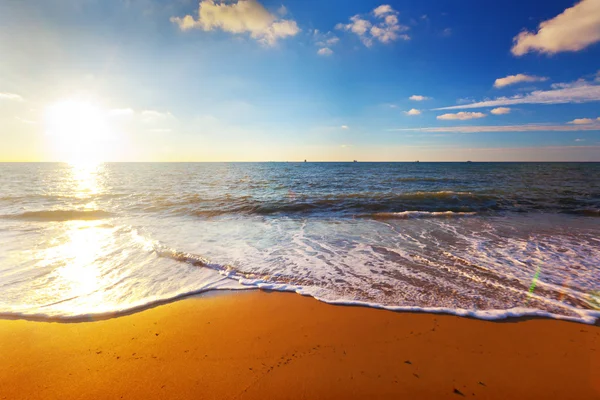 Gün batımı ve deniz — Stok fotoğraf