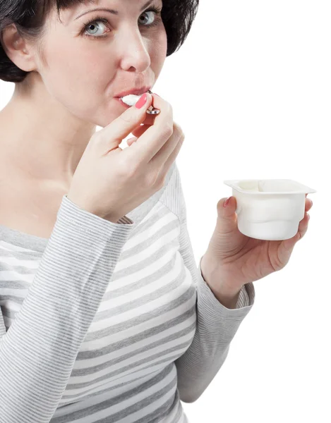 妇女吃健康的生活方式酸奶食品 — 图库照片