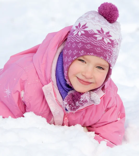 Menina no inverno — Fotografia de Stock