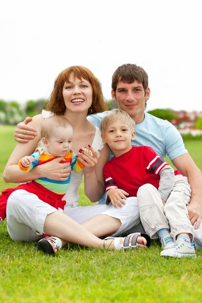 Familia feliz — Foto de Stock