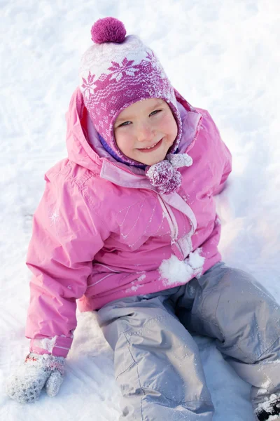 Chica en el invierno — Foto de Stock