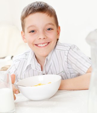 Çocuk yemek buzlu flakes