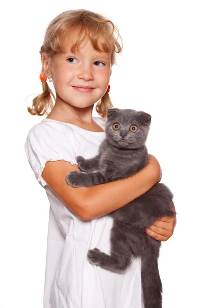 Flicka med katt — Stockfoto